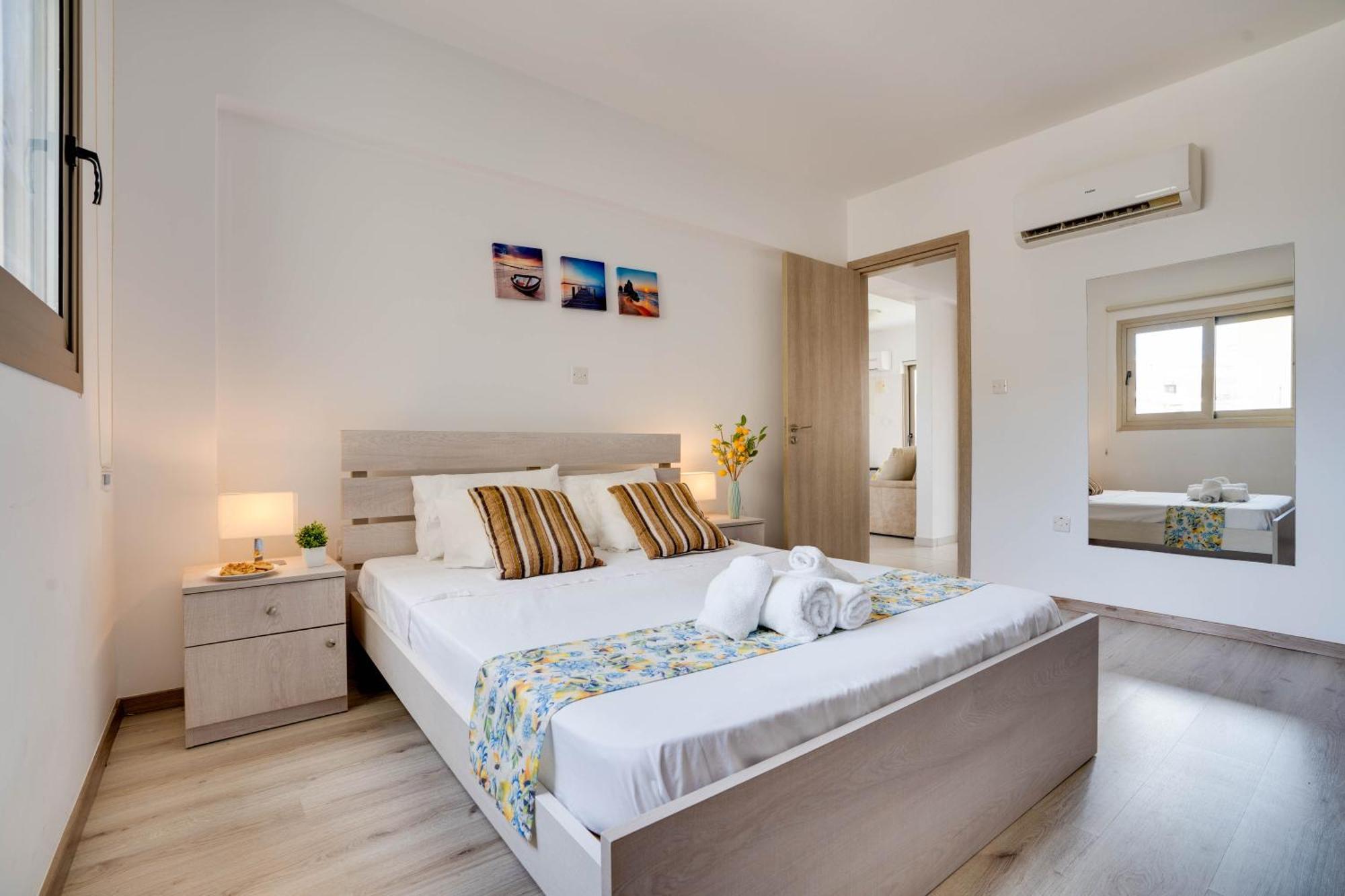 Lemon Paradise City Centre 200M From Beach Ларнака Екстериор снимка