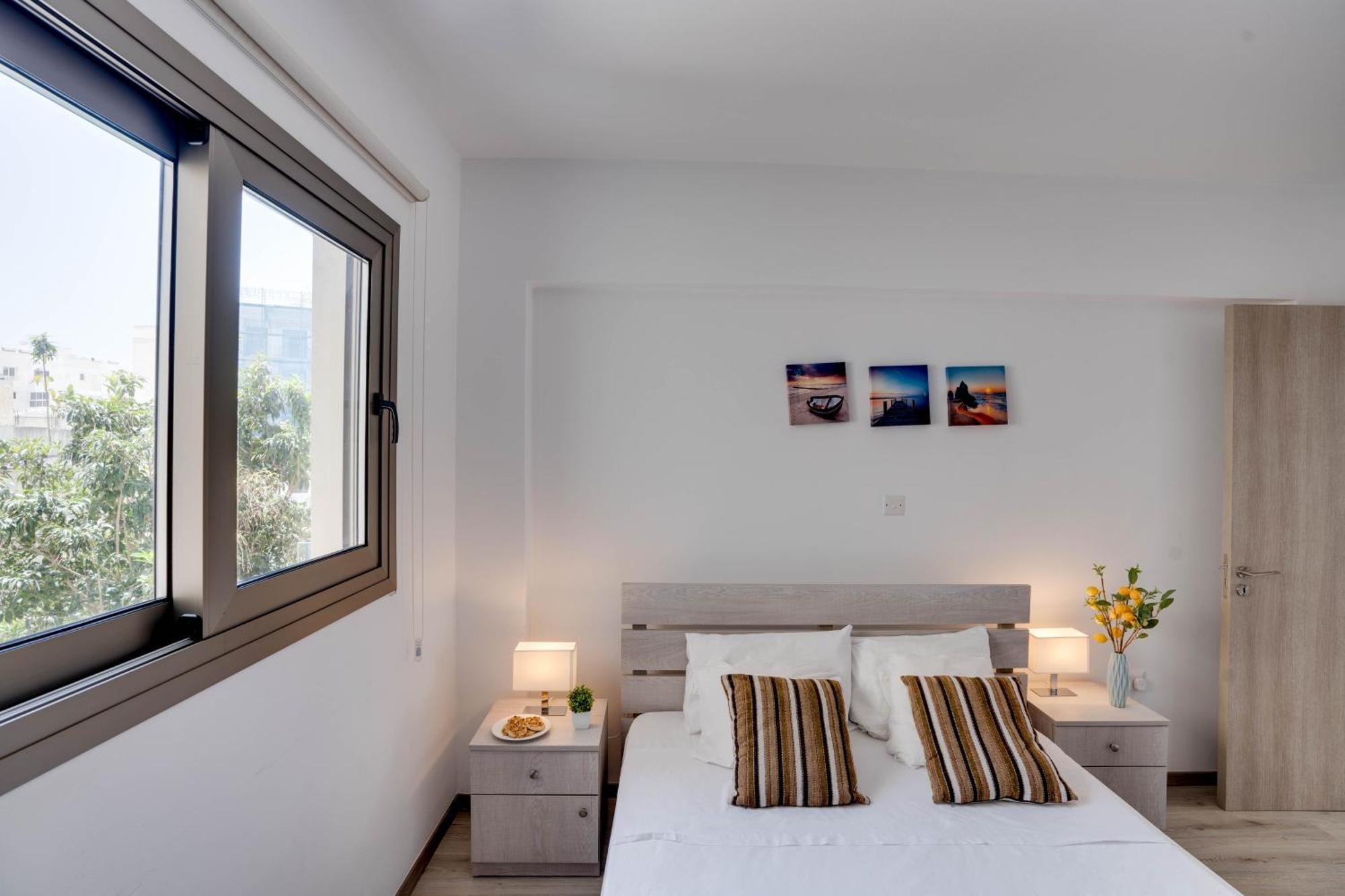 Lemon Paradise City Centre 200M From Beach Ларнака Екстериор снимка
