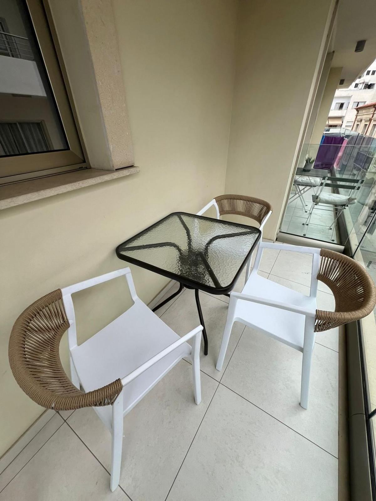 Lemon Paradise City Centre 200M From Beach Ларнака Екстериор снимка